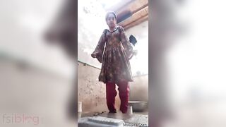 Sultry Paki Hottie Teasing Lover with Nude Reveals in Thrilling Part Three