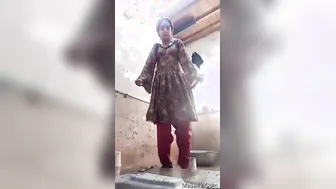 Sultry Paki Hottie Teasing Lover with Nude Reveals in Thrilling Part Three