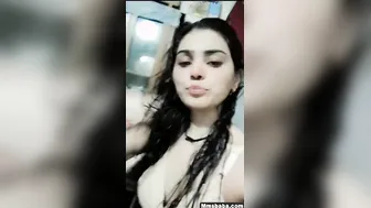 Adorable Paki Boudi Teasing and Revealing Her Cute Charms Seductively