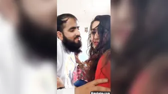 Ravishing Paki Babe Sucking Boobs and Getting Fucked Passionately