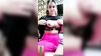 Charming Paki Sweetheart Showcasing Her Bouncy Boobs in Flirty Tease