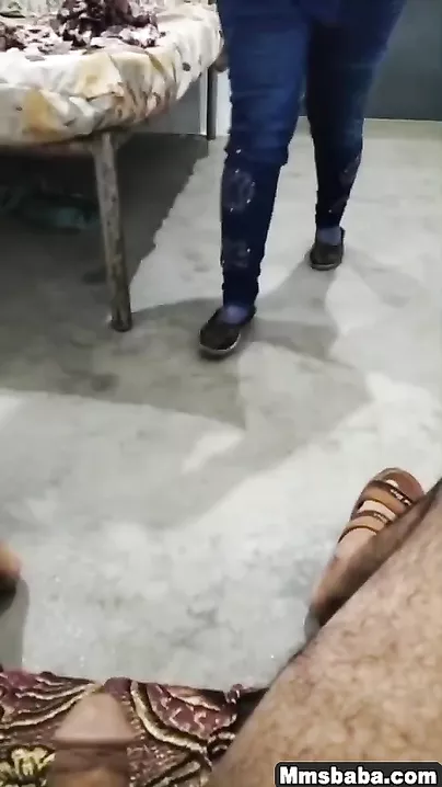 Paki Seductress Giving Blowjob and Riding Dick in Hot Passionate Romp