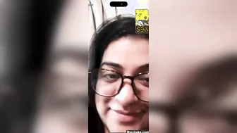 Voluptuous Paki BBW Revealing Her Luscious Boobs in Seductive Tease Session