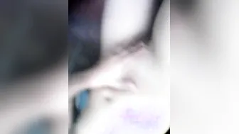 Desi Teen Girlfriend Showing Off Boobs And Pussy