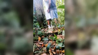 Boyfriend Eating His Gf Pussy Under Tree In Outdoor