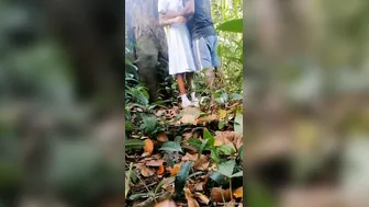 Boyfriend Eating His Gf Pussy Under Tree In Outdoor