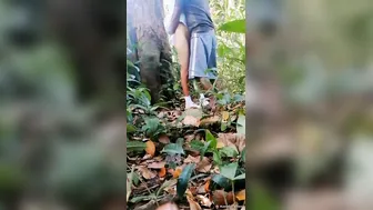 Boyfriend Eating His Gf Pussy Under Tree In Outdoor