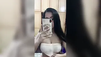 Desi Gf Showing Red Lips And Nude Body For Boyfriend