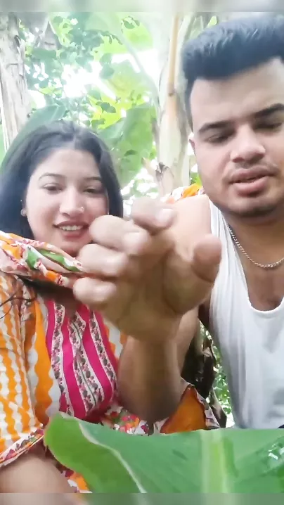 Lustful Village Bhabhi Teasing and Riding Lover in Wild Outdoor Romance, Leaaked Viral Video