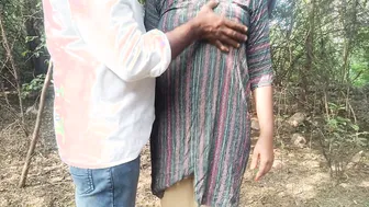 Indian Housewife Having Hardcore Sex Outside Her House