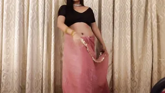 Desi Aunty Removing Saree Getting Fucked Hard At Home