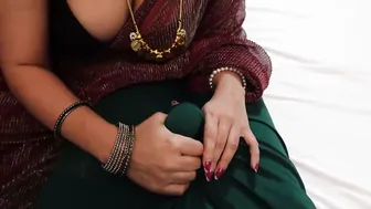 Indian Gf Giving Handjob In Saree Amateur Bedroom Scene