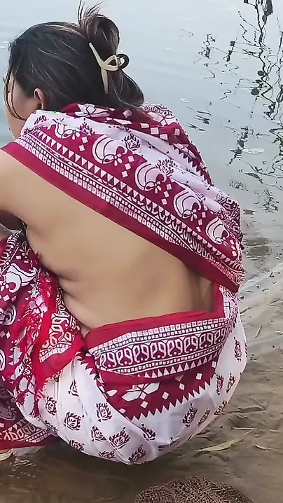 Village Wife Bathing Naked In River Caught On Camera
