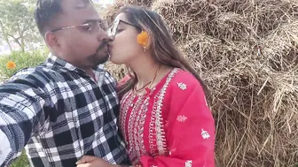 Mature Wife Blowjob Kissing And Boobs Press Outdoors