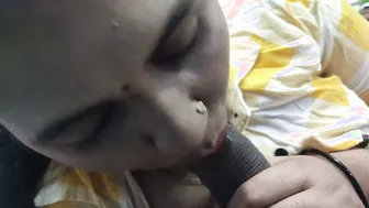 Hot Desi Teacher Giving Blowjob to Her College Student