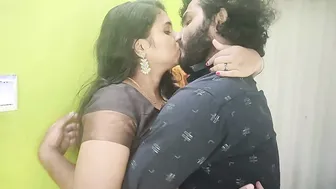 Amateur Desi Couple Making Out Kissing in Saree Closeup