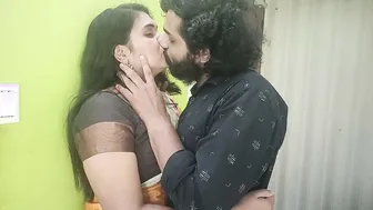Amateur Desi Couple Making Out Kissing in Saree Closeup