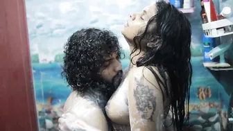 Bathing With Her And Having Romance Sex In Bathroom