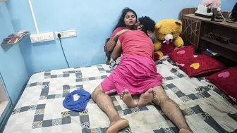 Desi Couple Uncut Live Sex Session in Their Bedroom