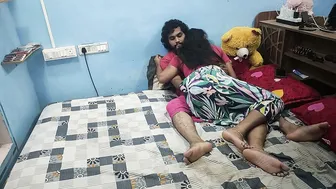 Desi Couple Uncut Live Sex Session in Their Bedroom