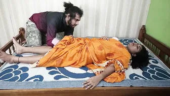 Wife In Saree Getting Navel Licked While Pussy Gets Rubbed