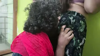 Half saree navel licking with hot Desi amateur couple
