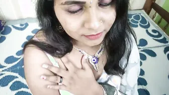 Saree Cleavage Boobs Press Navel Fingering Hot Wife Romance