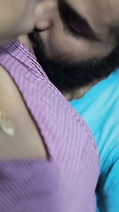 Saree Romance Licking Her Armpits Kissing Mallu Wife Hard