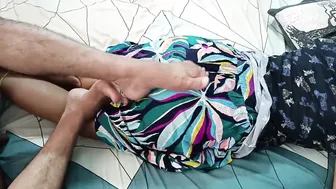 Desi Wife Getting Her Big Ass Massaged Using His Feet