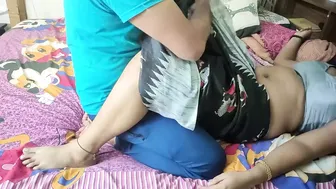 Mallu Wife Saree Removal And Fucking Her Husband Hard