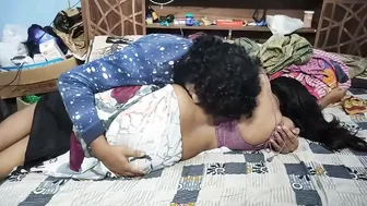 Indian Couple In Saree Rubbing Pussy Kissing Very Deep