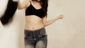Hot Desi Slut Exposing Her Perfect Tits on Camera