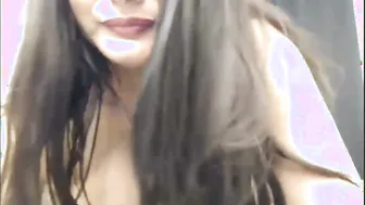 Indian Cam Model Flashing Her Tits and Pussy on Stream