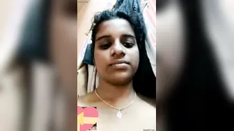 Super Hot look Telugu Girl Showing Her Boobs On Video Call
