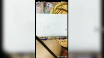 Hot look Desi Girl Showing Her Boobs and Pussy