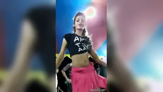 Naughty Dancer Flashing Her Pussy To The Crowd On Stage