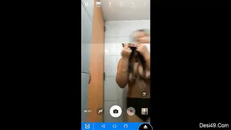 Desi GF Showing Off Her Boobs And Pussy On Video