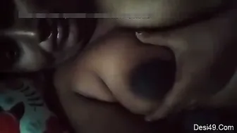 Slutty Camgirl Flashing Her Boobs And Wet Pussy On Screen