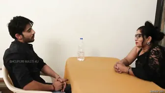 Desi Guy Hooking Up With Slutty Doctor After Hours At Clinic