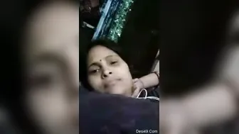 Village Bhabhi Exposing Her Big Tits During Late Night Video Call