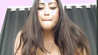 Desi Cam Model Exposing Boobs And Pussy During Private Show