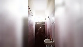 Naughty Wife Taking Nude Bath Showing Big Boobs And Wet Pussy