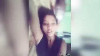 Cute Desi GF Showing Her Tits And Dripping Wet Pussy