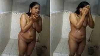 Sexy Bhabhi Recording Herself Bathing For Her Secret Lover