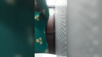 Young GF Mansi Exposing Her Perky Tits On Video Tonight