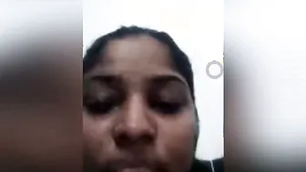 Mallu Babe Exposing Herself And Fingering On Private Video Call