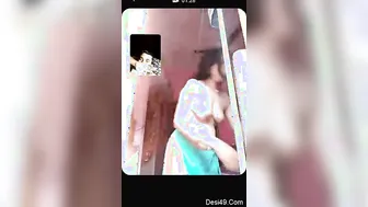 Married Bhabhi Exposing Her Perfect Tits During Video Chat Time