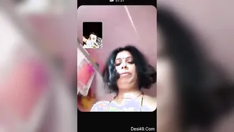 Married Bhabhi Exposing Her Perfect Tits During Video Chat Time