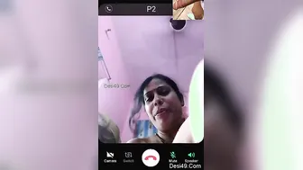 Married Bhabhi Getting Naked And Spreading Her Legs On Cam Show