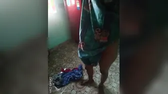 Desi Bhabhi Getting Dressed While Hubby Secretly Records Her Ass